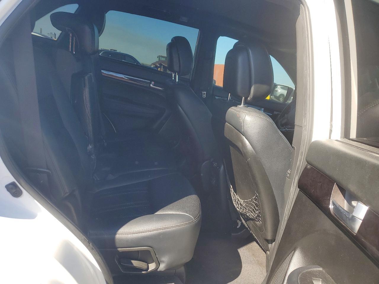 2014 KIA SORENTO