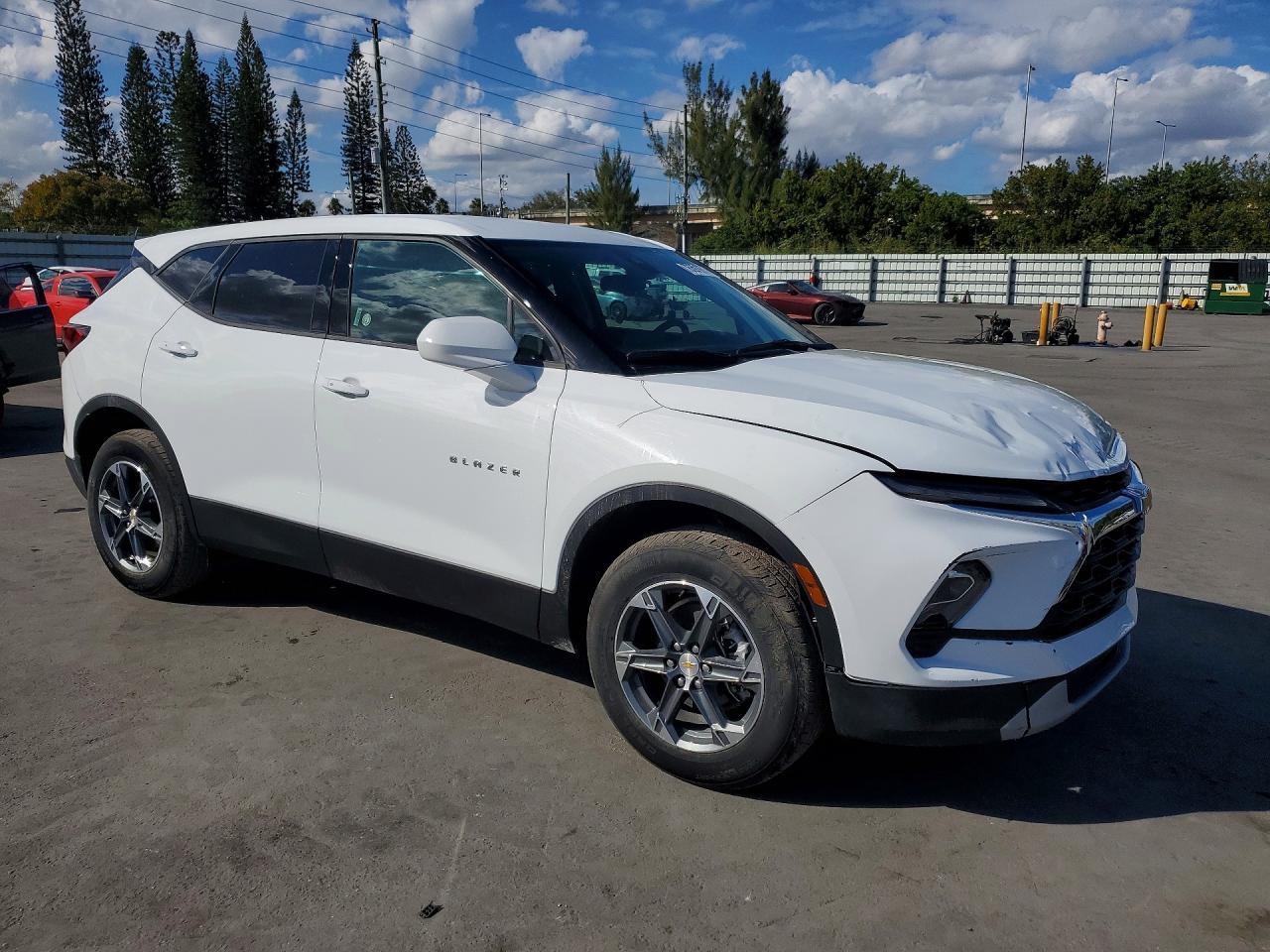 2025 CHEVROLET BLAZER