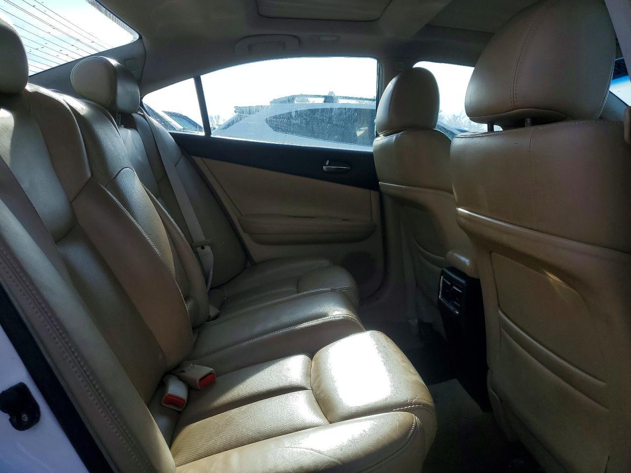 2009 NISSAN Maxima