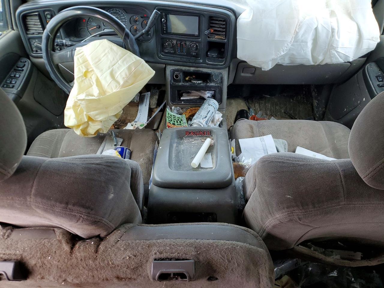 2003 CHEVROLET Suburban