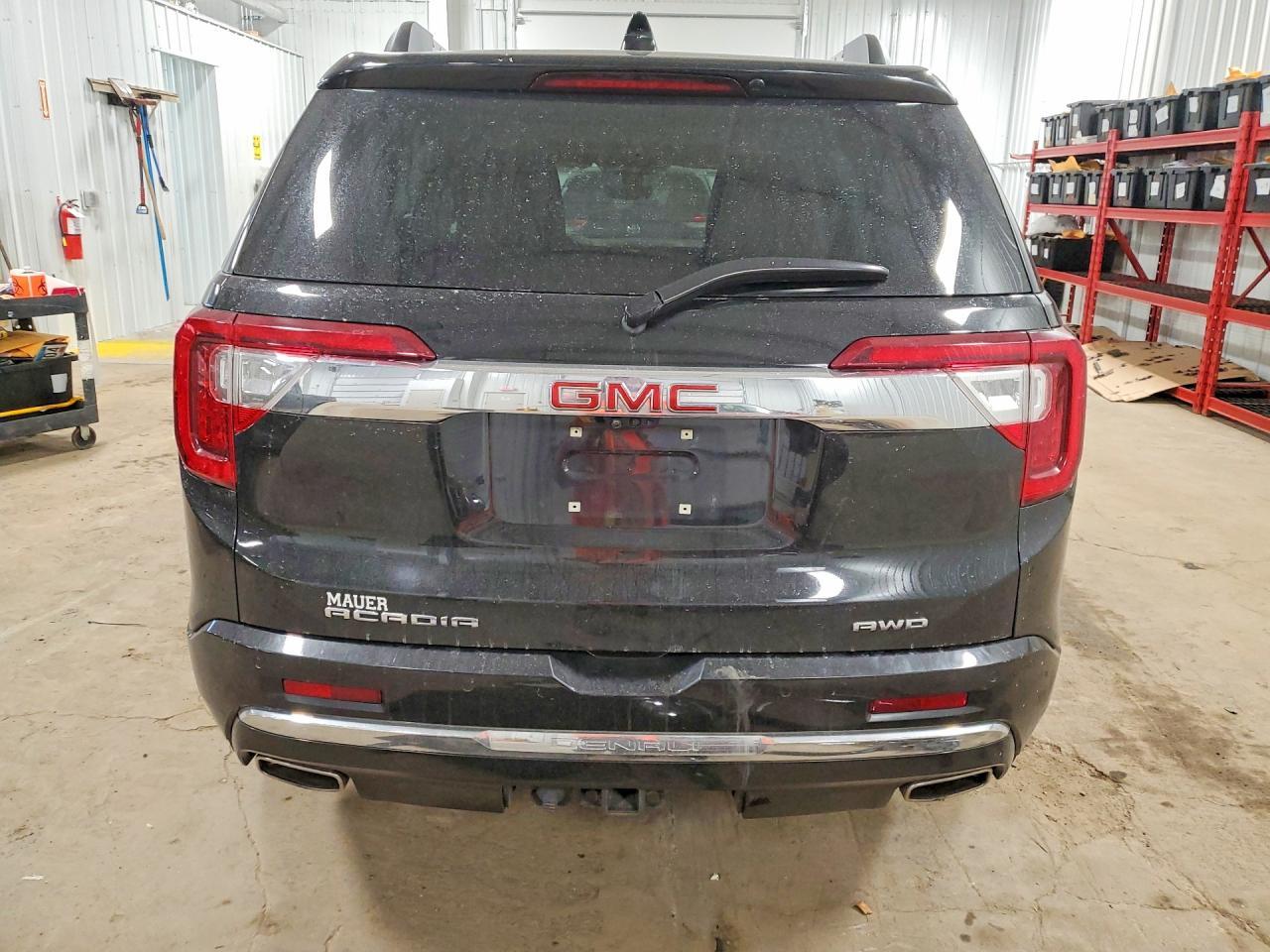2022 GMC ACADIA