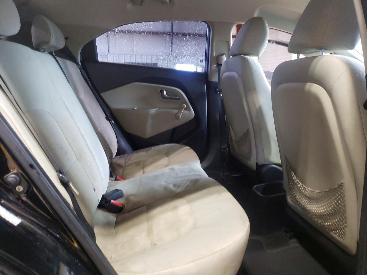 2013 KIA RIO