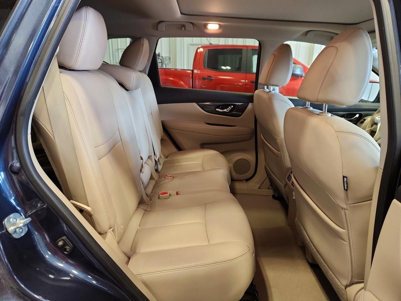 2014 NISSAN ROGUE