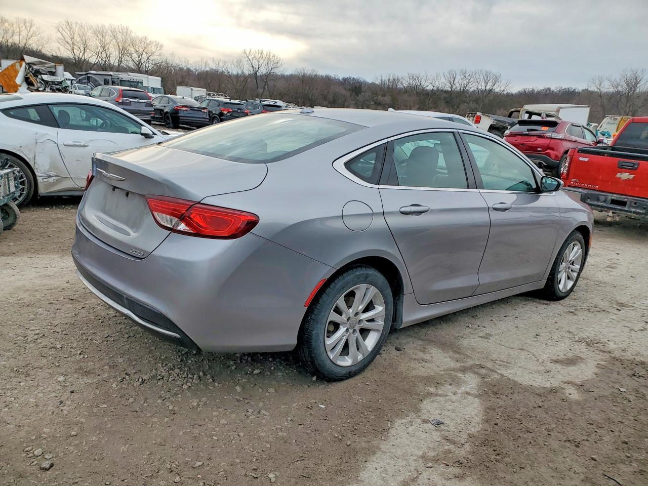 2016 CHRYSLER 200