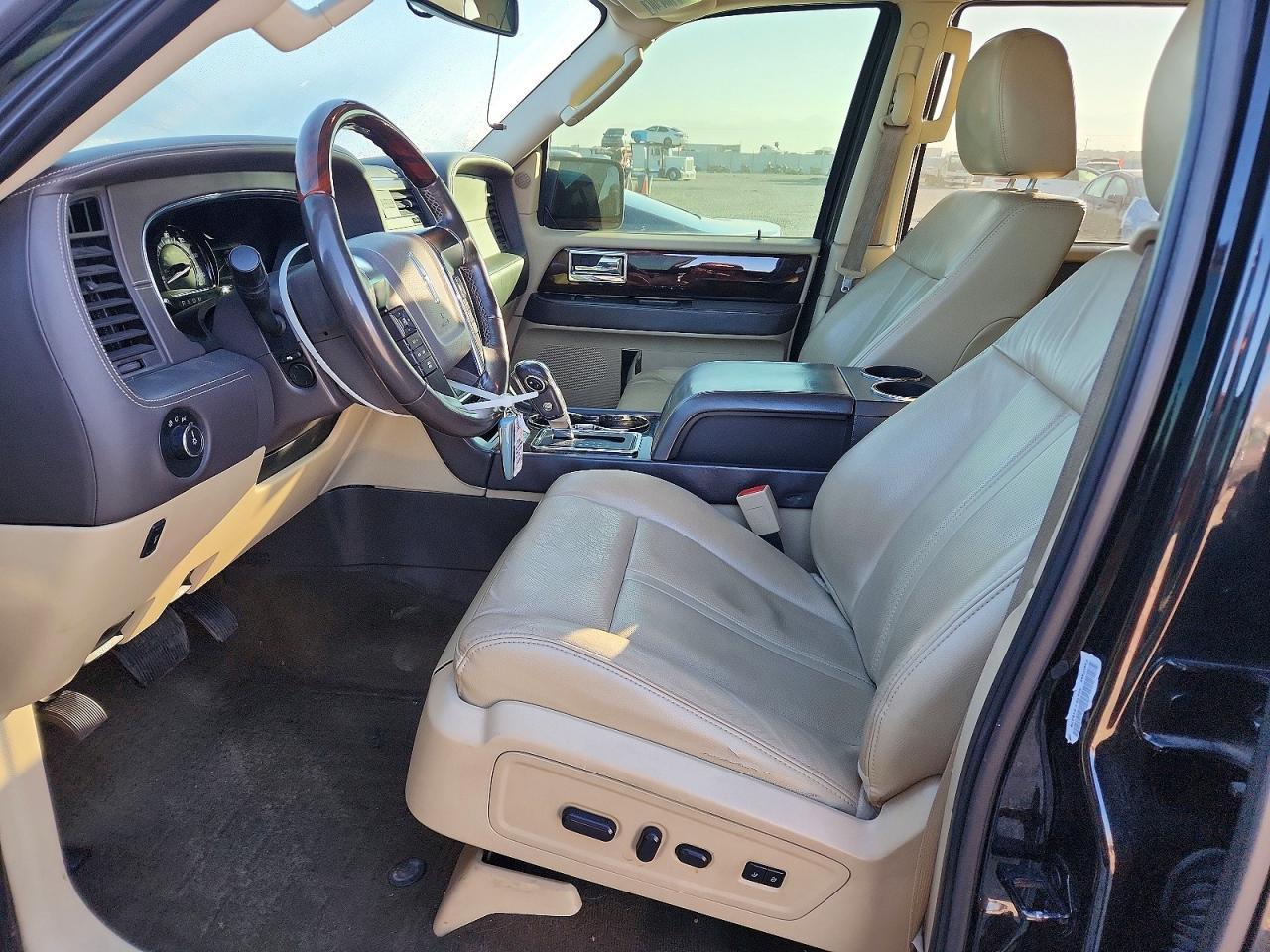 2015 LINCOLN Navigator