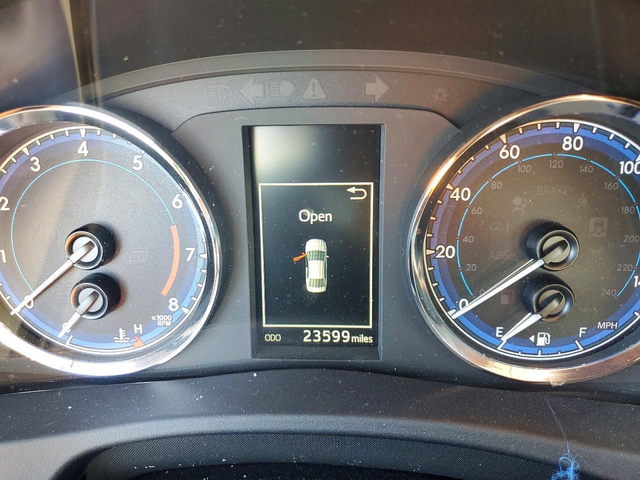 2019 TOYOTA COROLLA