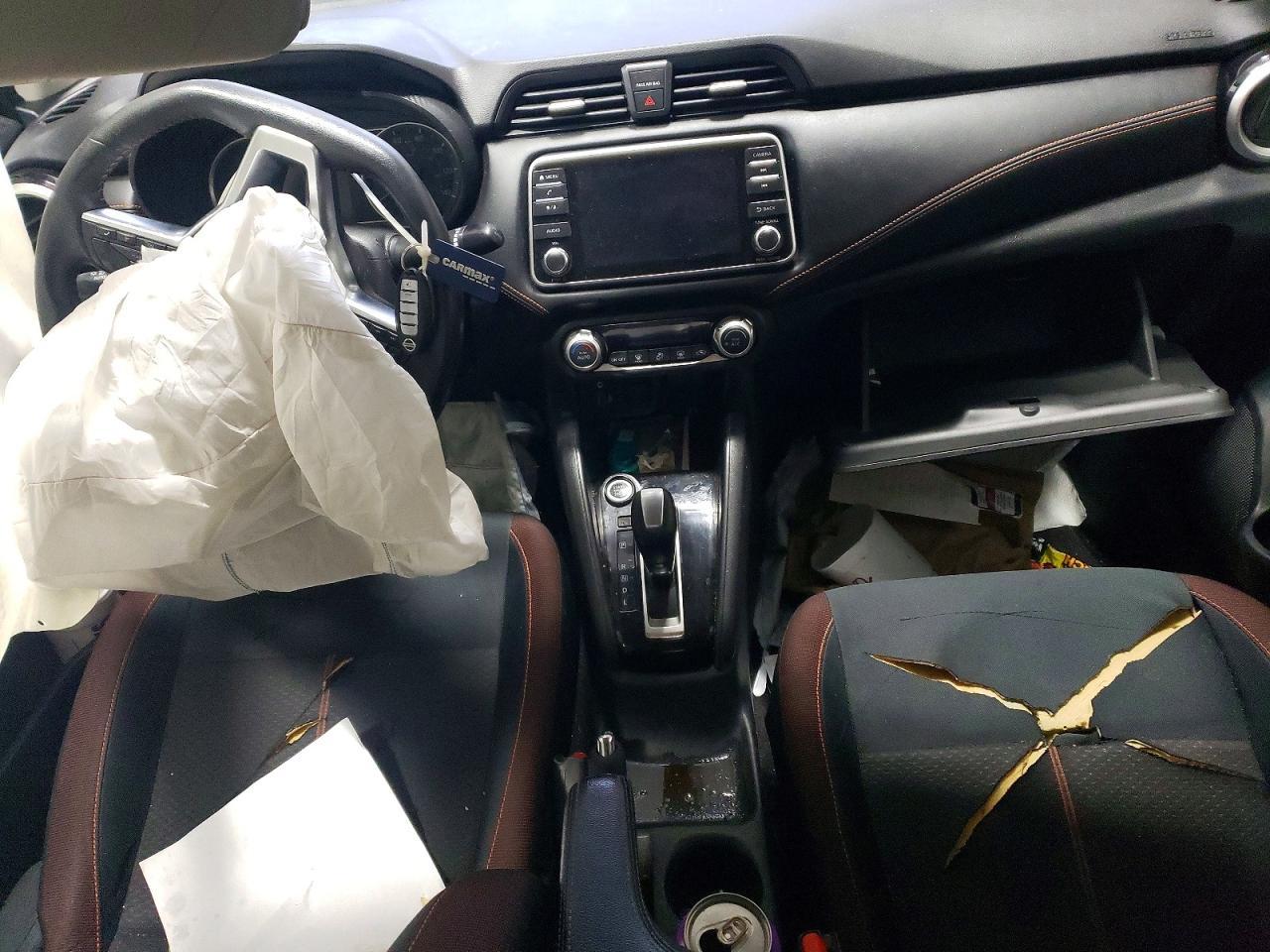 2020 NISSAN VERSA