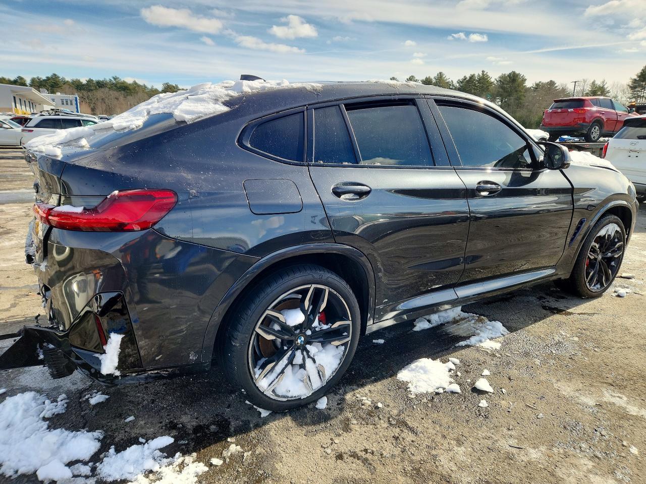 2022 BMW X4
