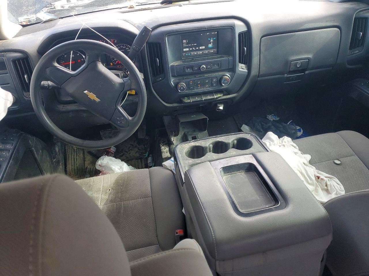 2018 CHEVROLET Silverado