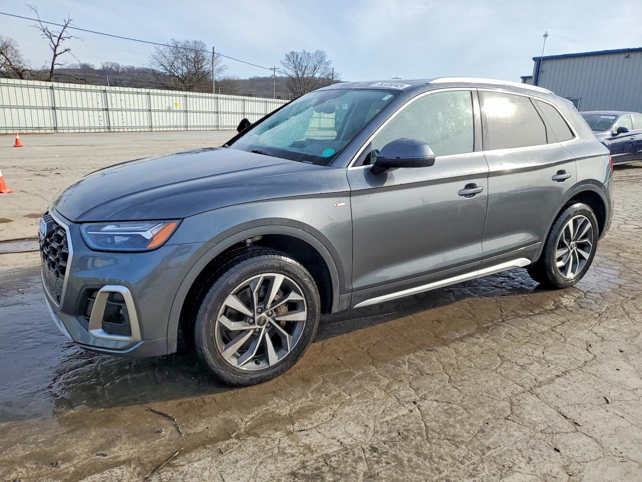 2023 AUDI Q5