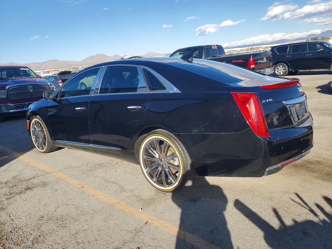 2016 CADILLAC XTS