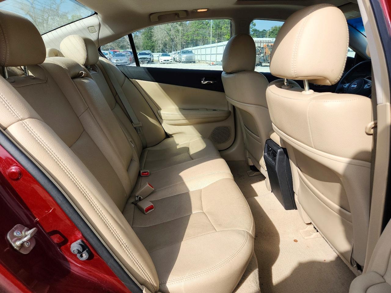 2013 NISSAN Maxima