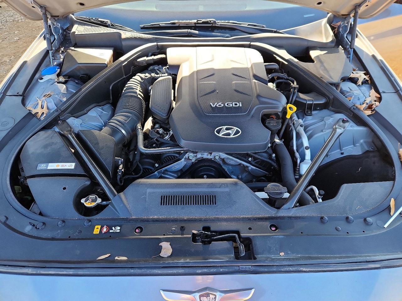 2015 HYUNDAI GENESIS