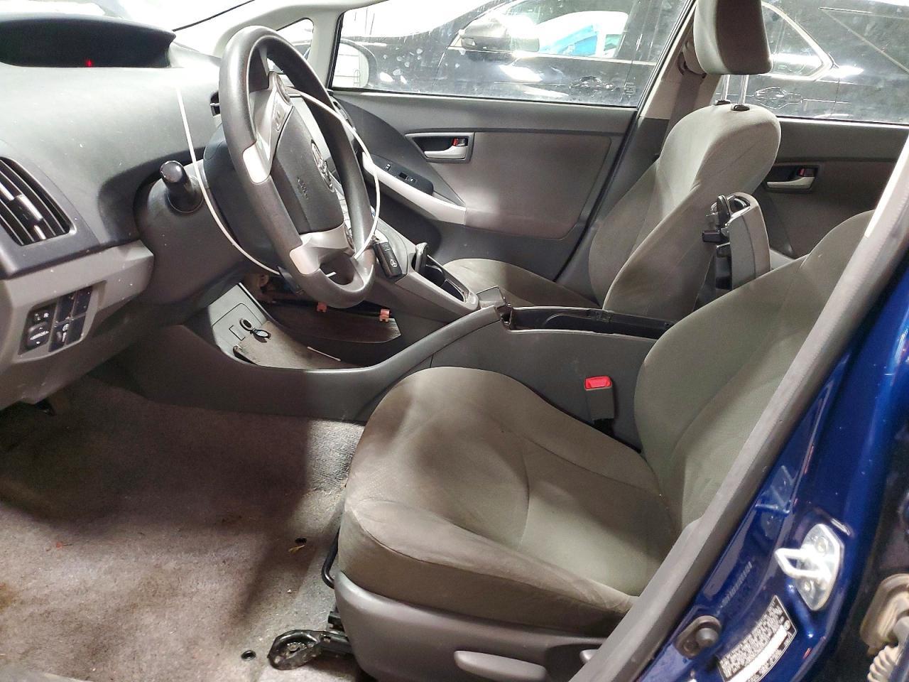 2011 TOYOTA PRIUS