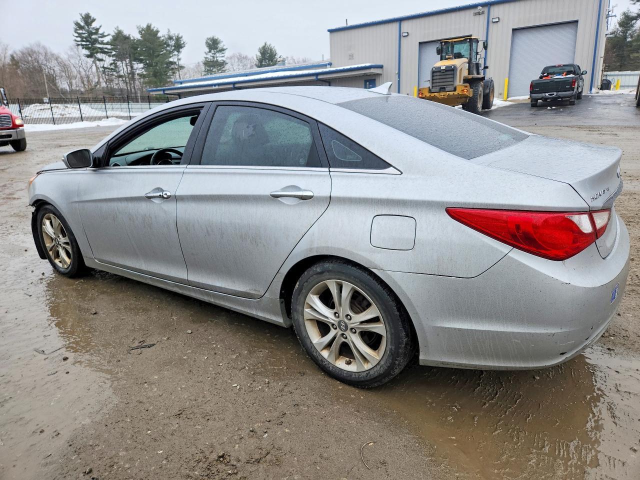 2011 HYUNDAI SONATA