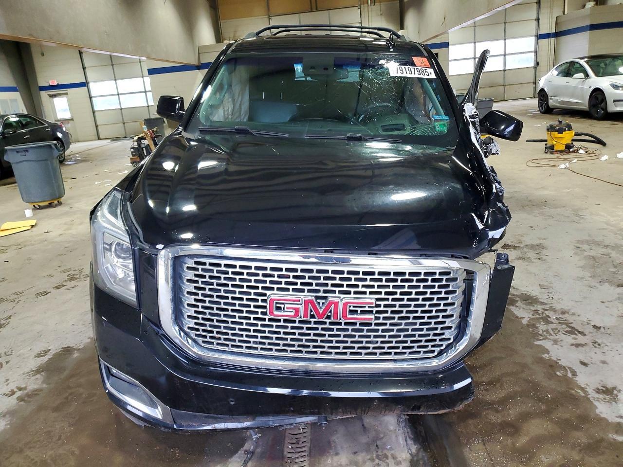 2017 GMC Yukon