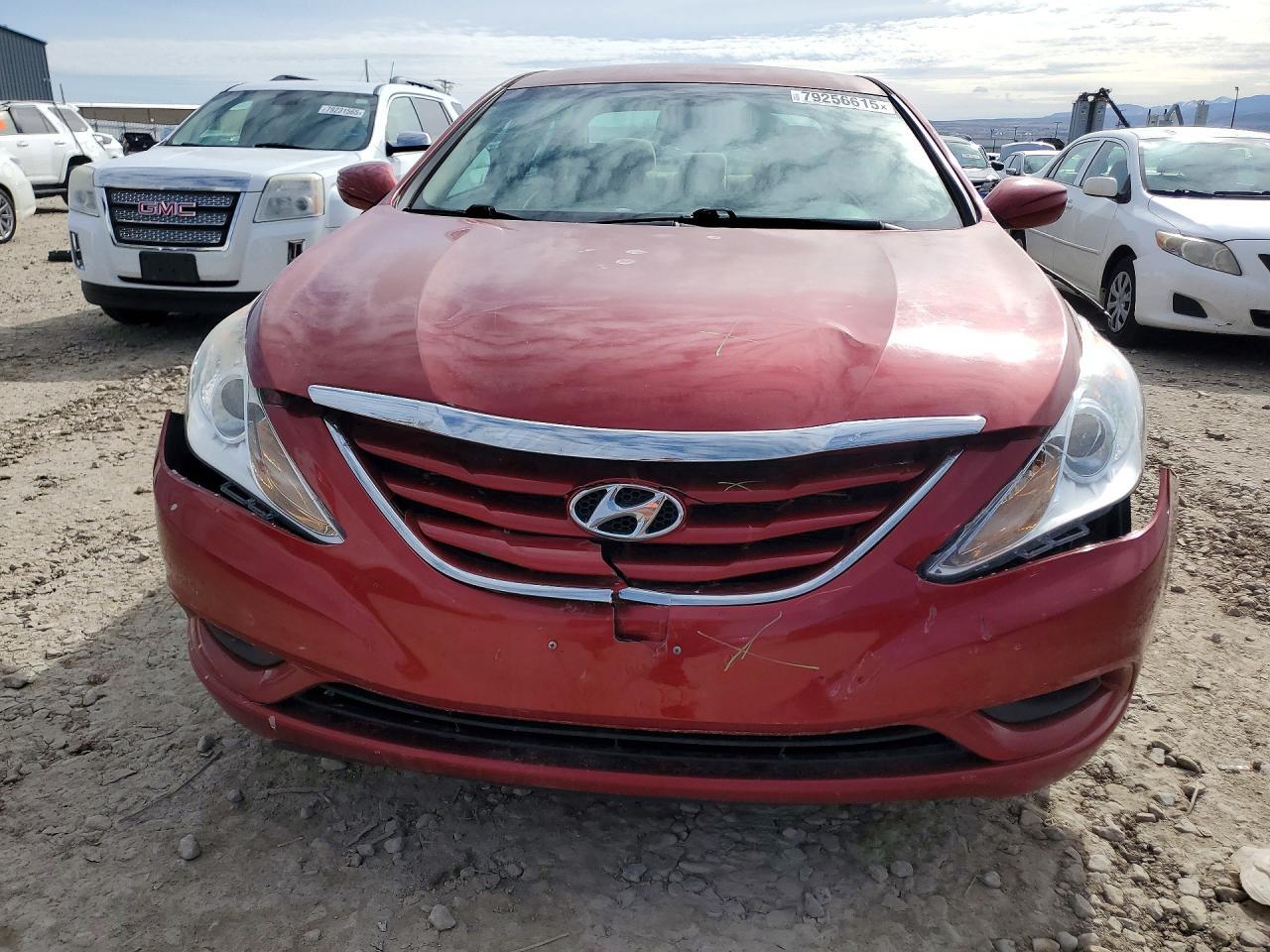 2013 HYUNDAI SONATA