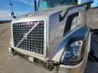 2015 VOLVO Vn