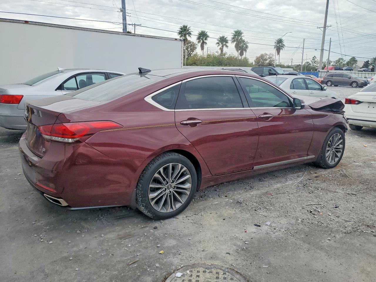 2015 HYUNDAI GENESIS