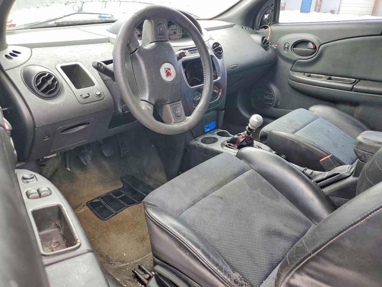 2004 SATURN Ion