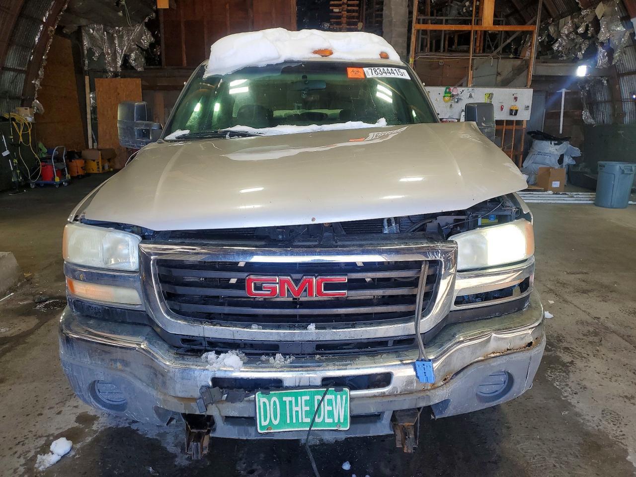 2004 GMC Sierra