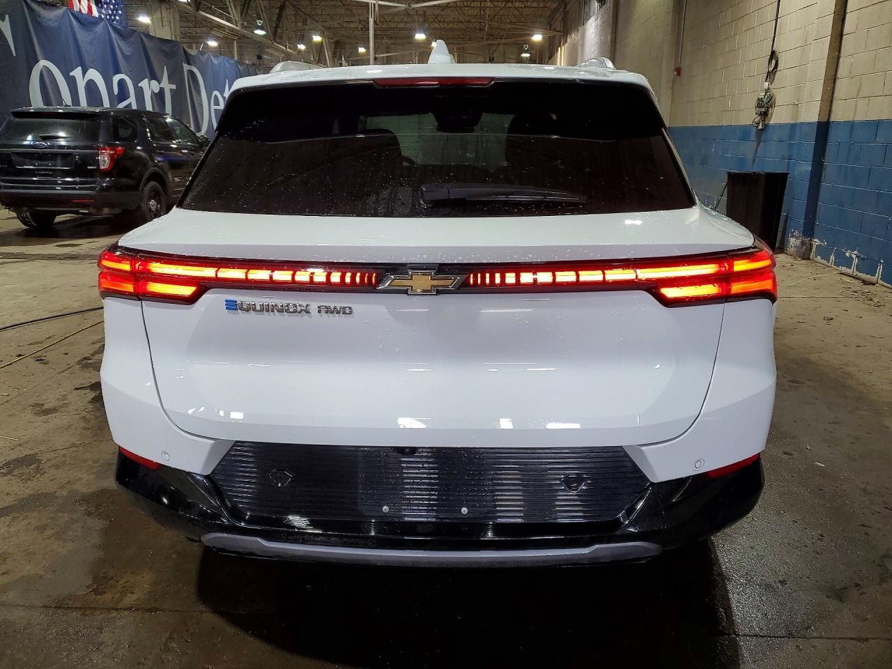 2025 CHEVROLET EQUINOX