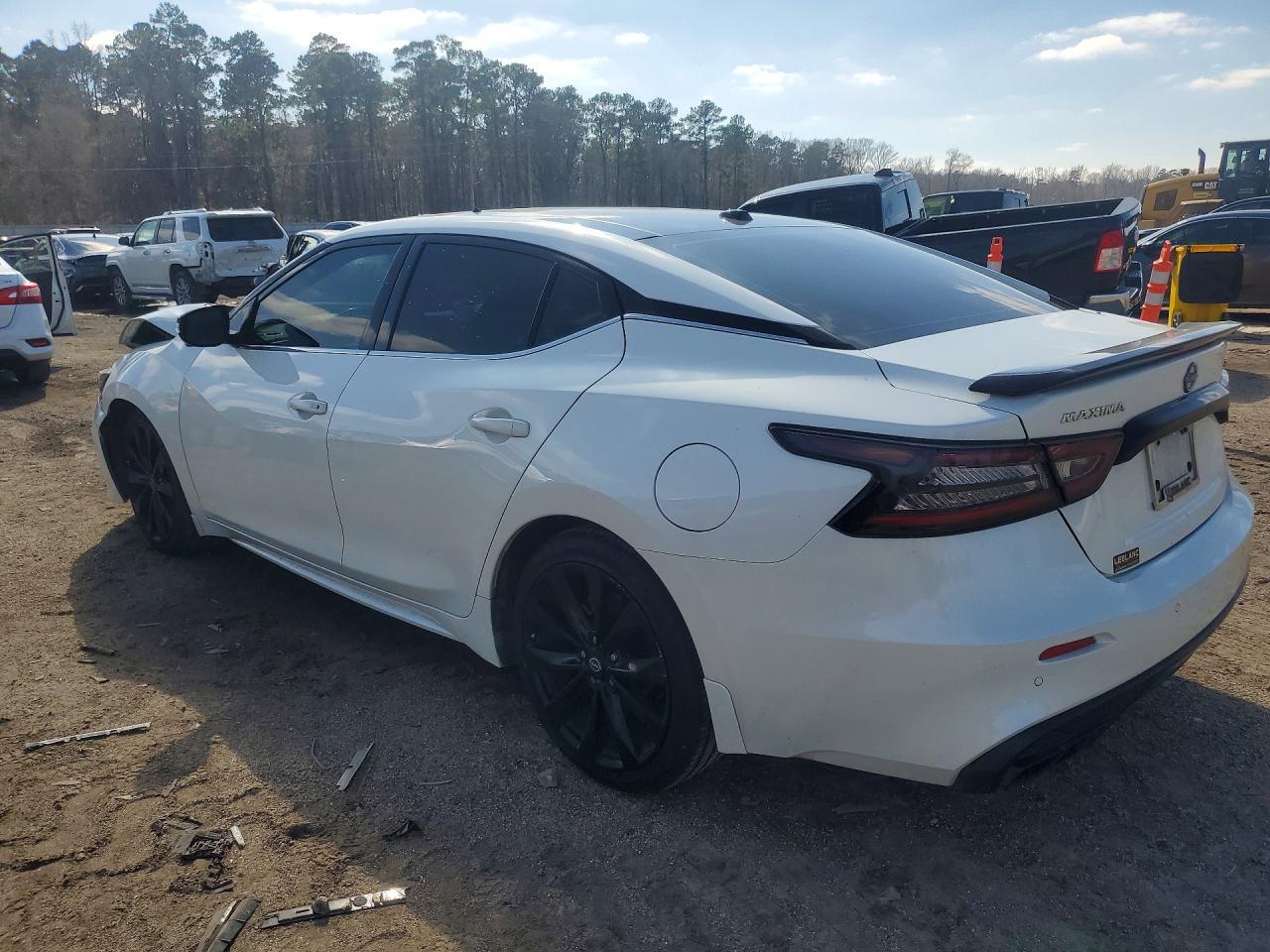 2023 NISSAN Maxima