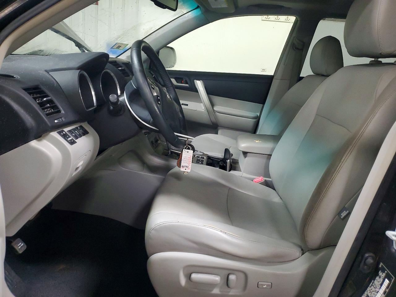 2012 TOYOTA Highlander Hybrid