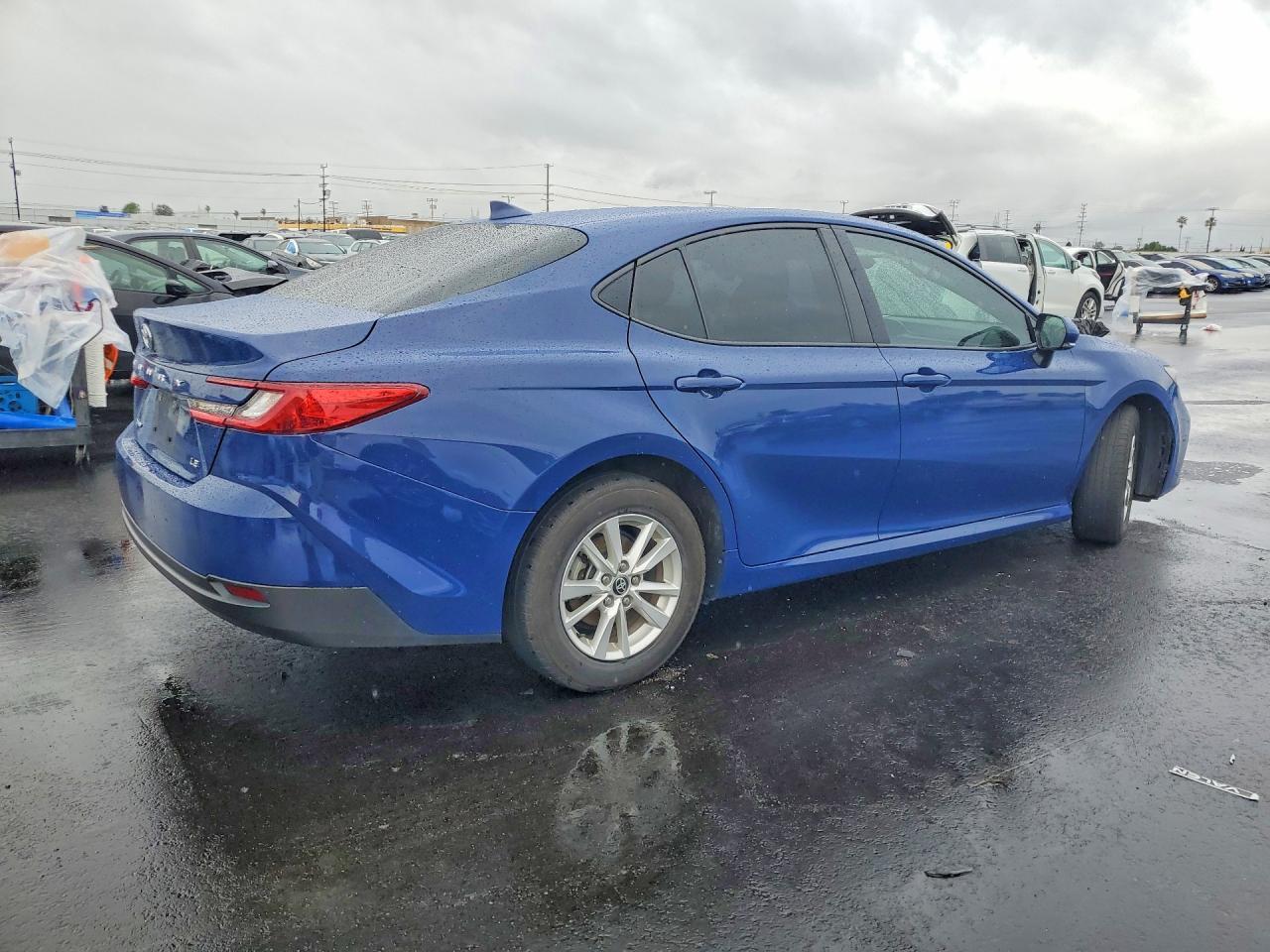 2025 TOYOTA CAMRY