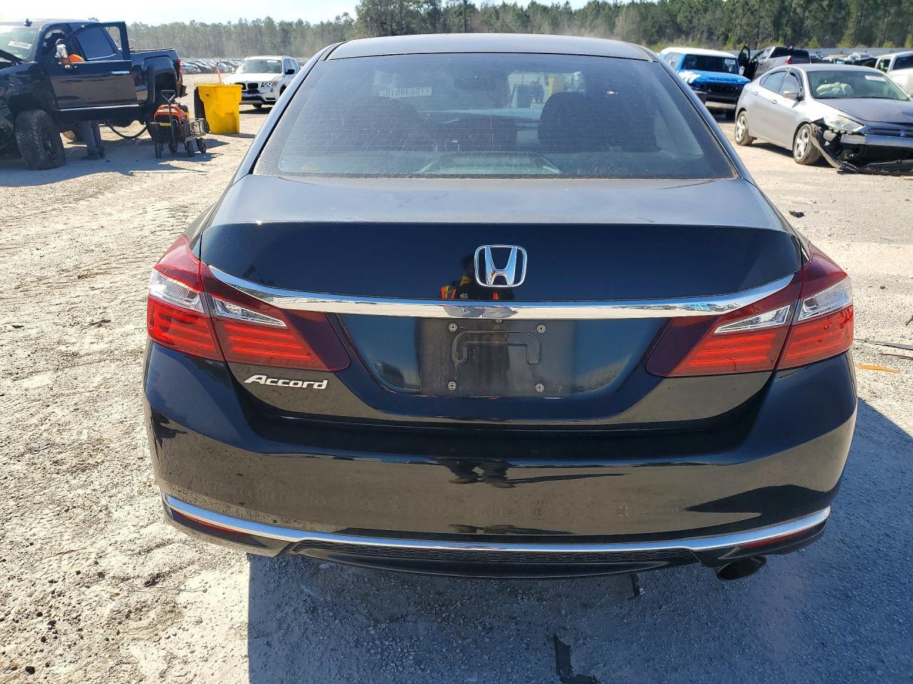 2016 HONDA ACCORD