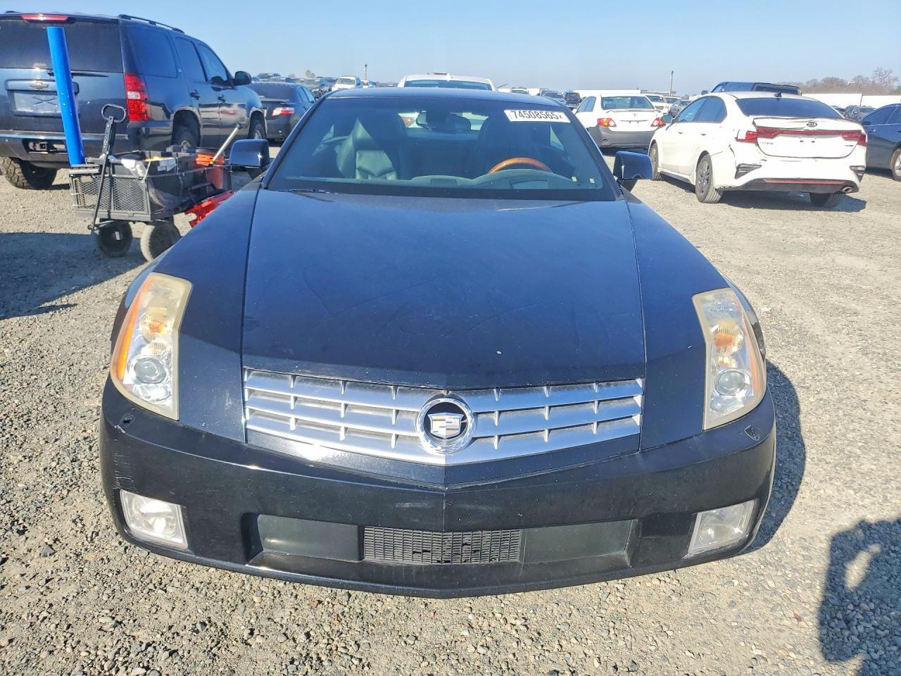 2006 CADILLAC Xlr