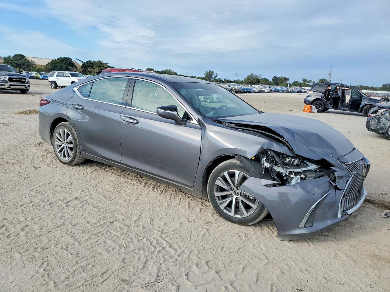 2021 LEXUS ES 350