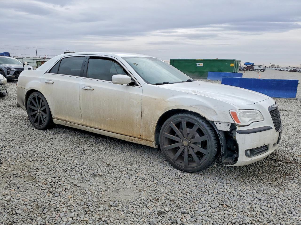 2013 CHRYSLER 300