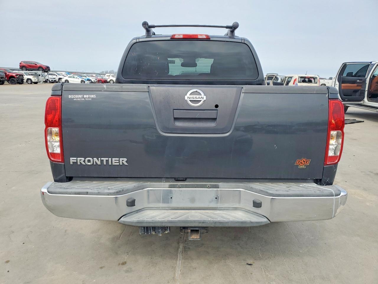 2011 NISSAN Frontier