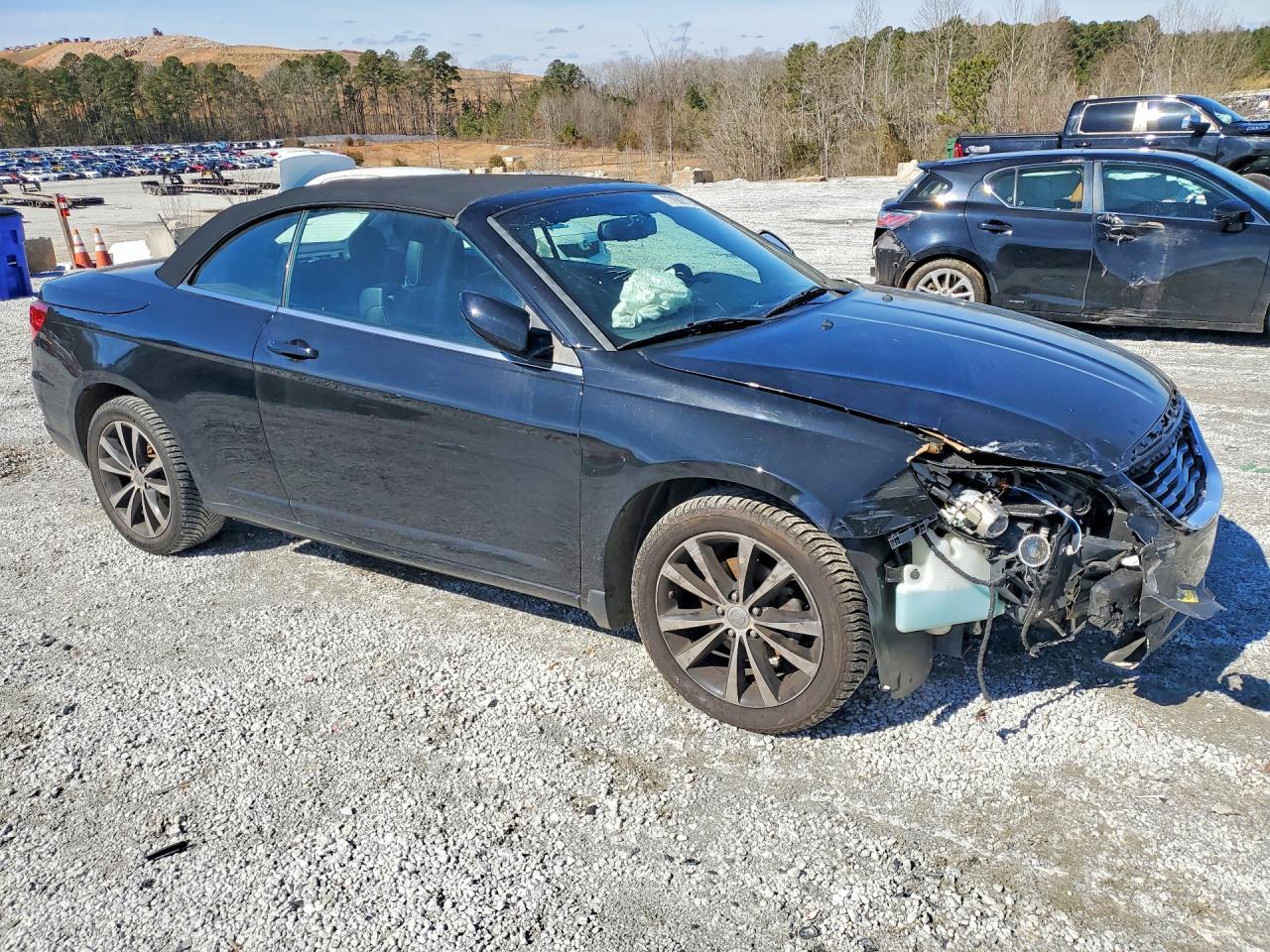 2012 CHRYSLER 200