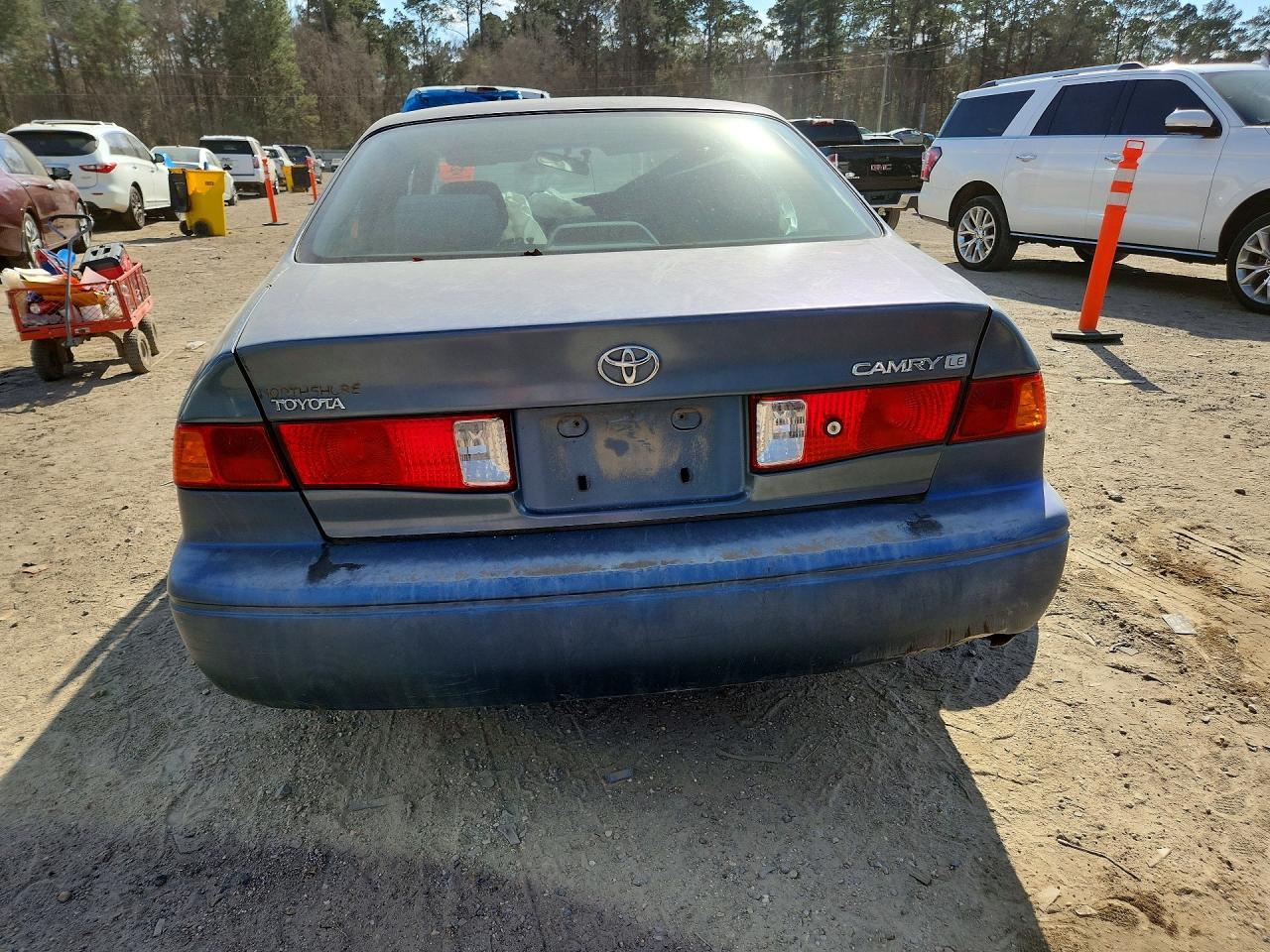 2000 TOYOTA CAMRY