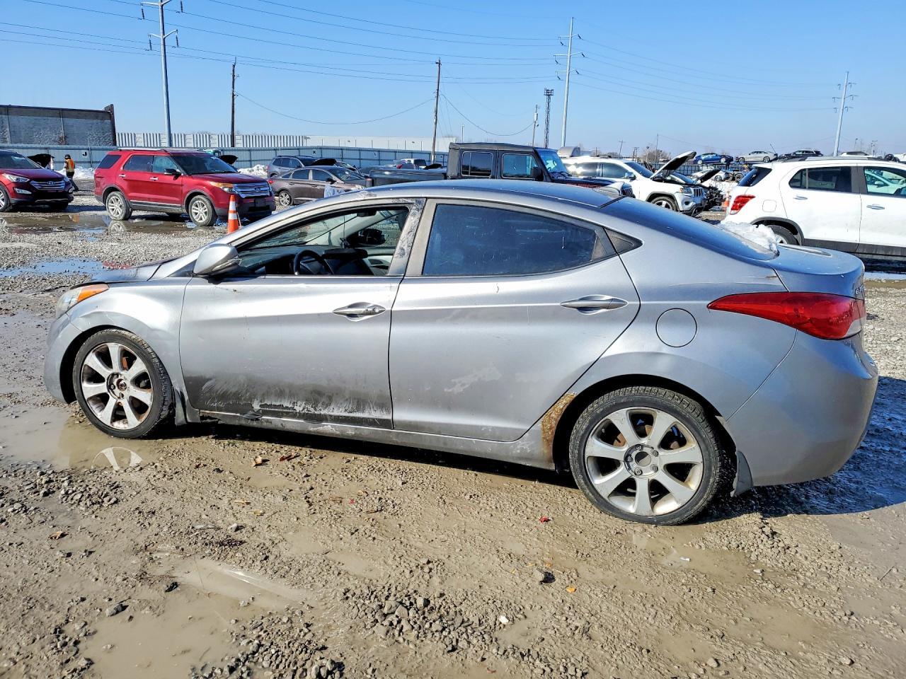 2012 HYUNDAI ELANTRA