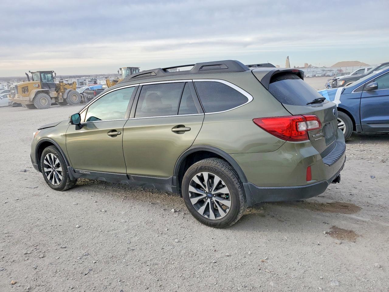 2015 SUBARU Outback