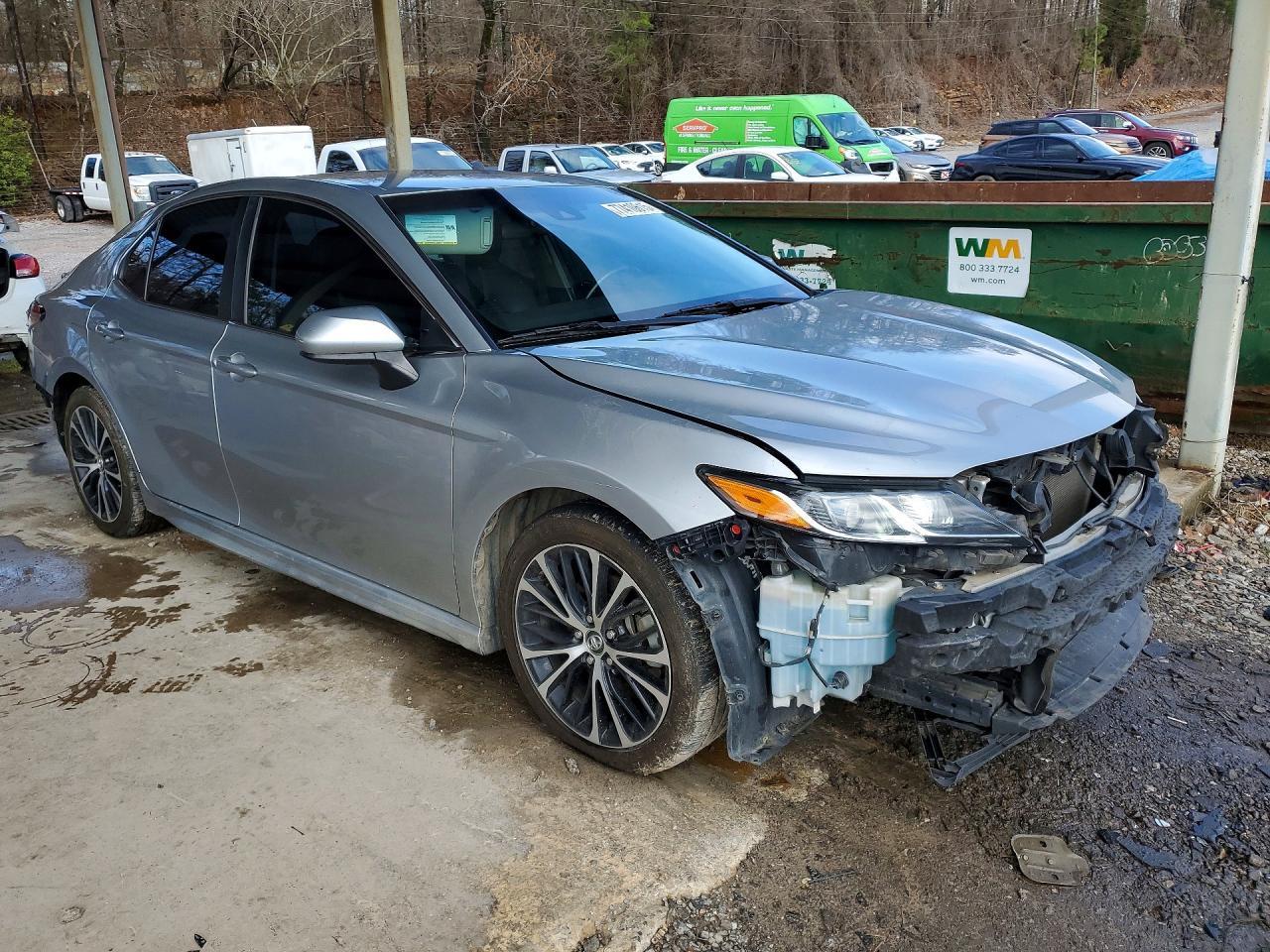 2018 TOYOTA CAMRY