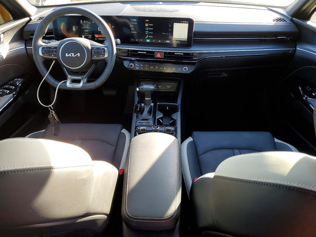 2025 KIA K5