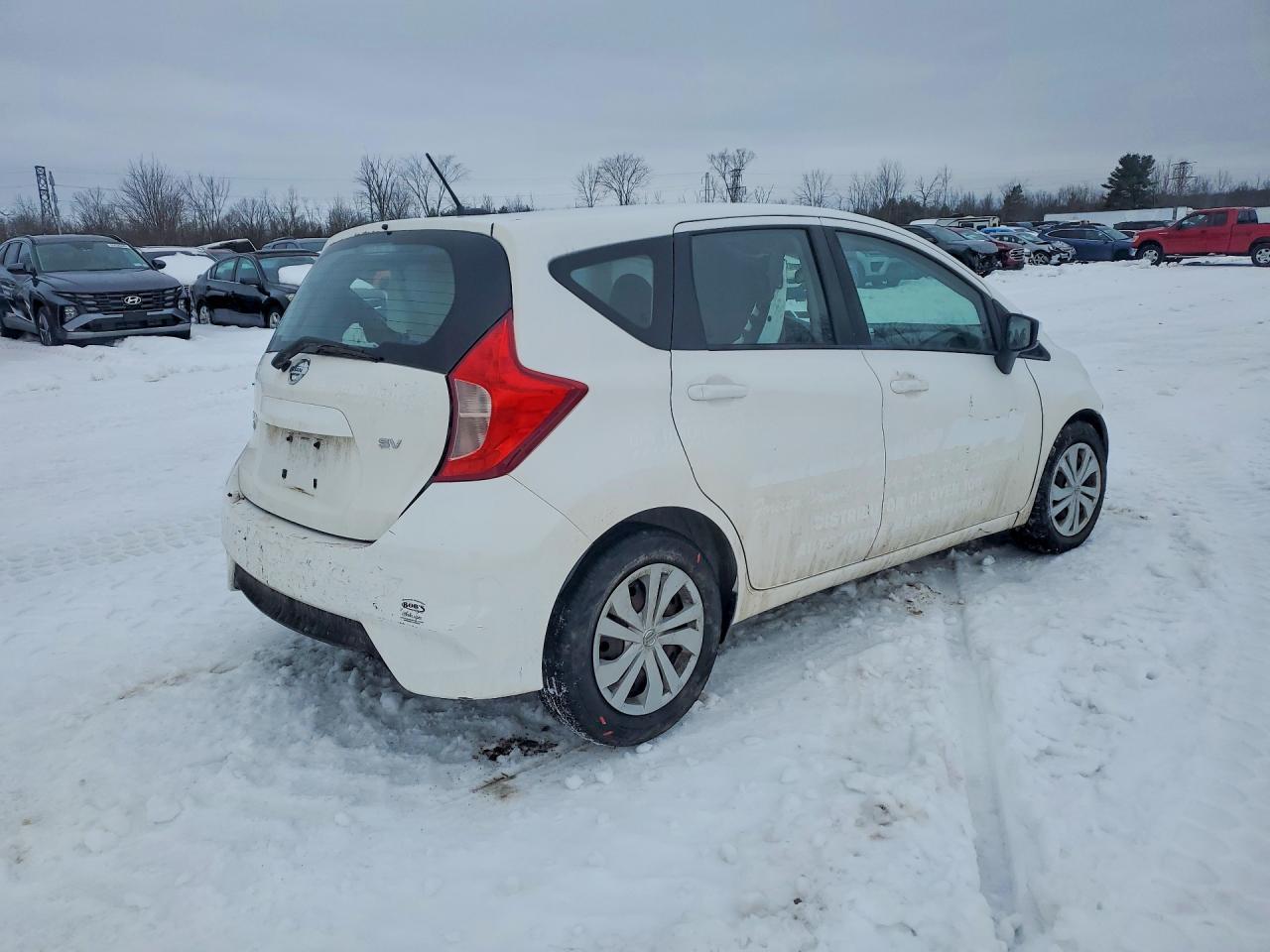 2017 NISSAN Versa Note