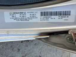 2012 DODGE Avenger