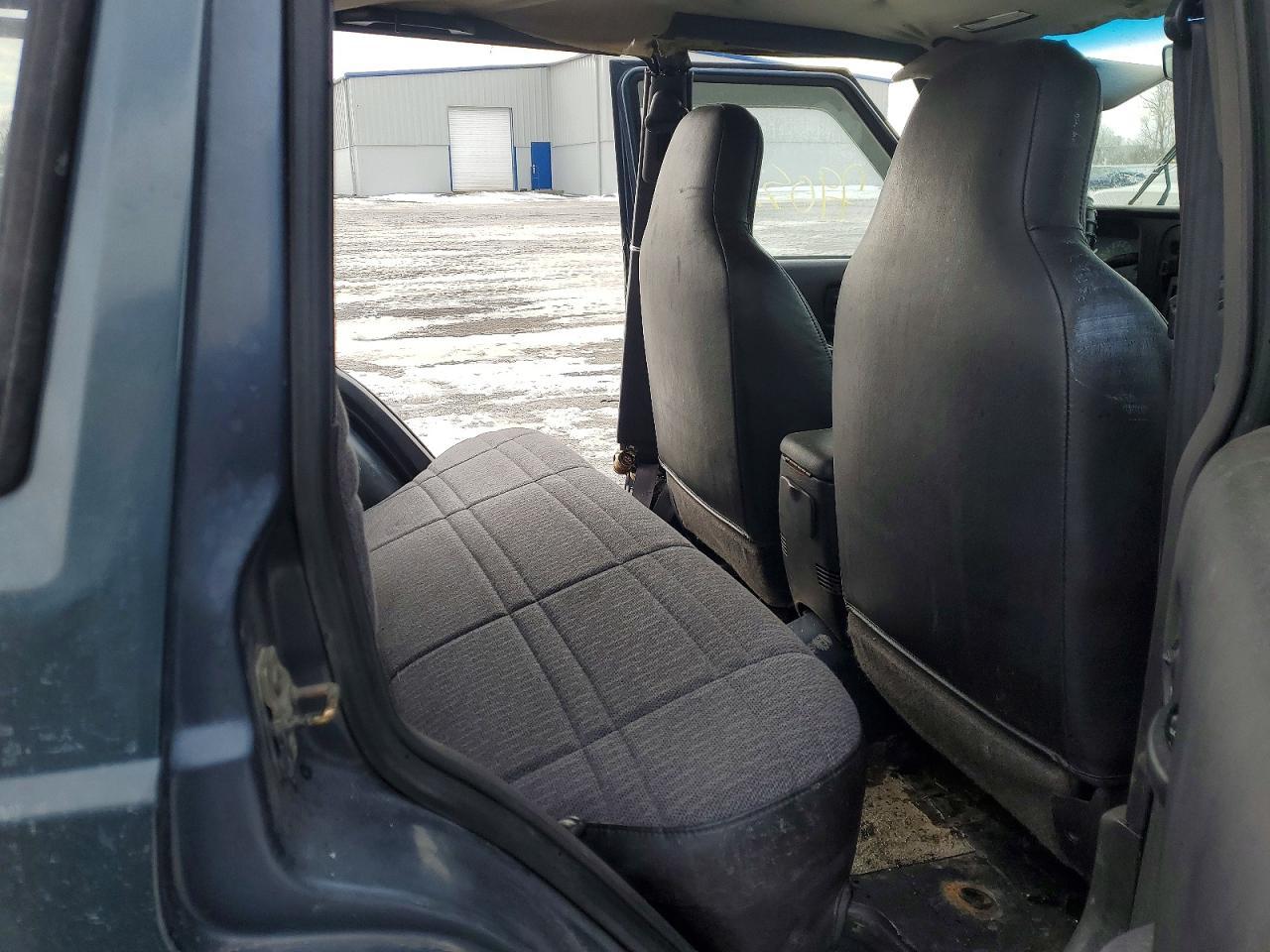 2001 JEEP CHEROKEE