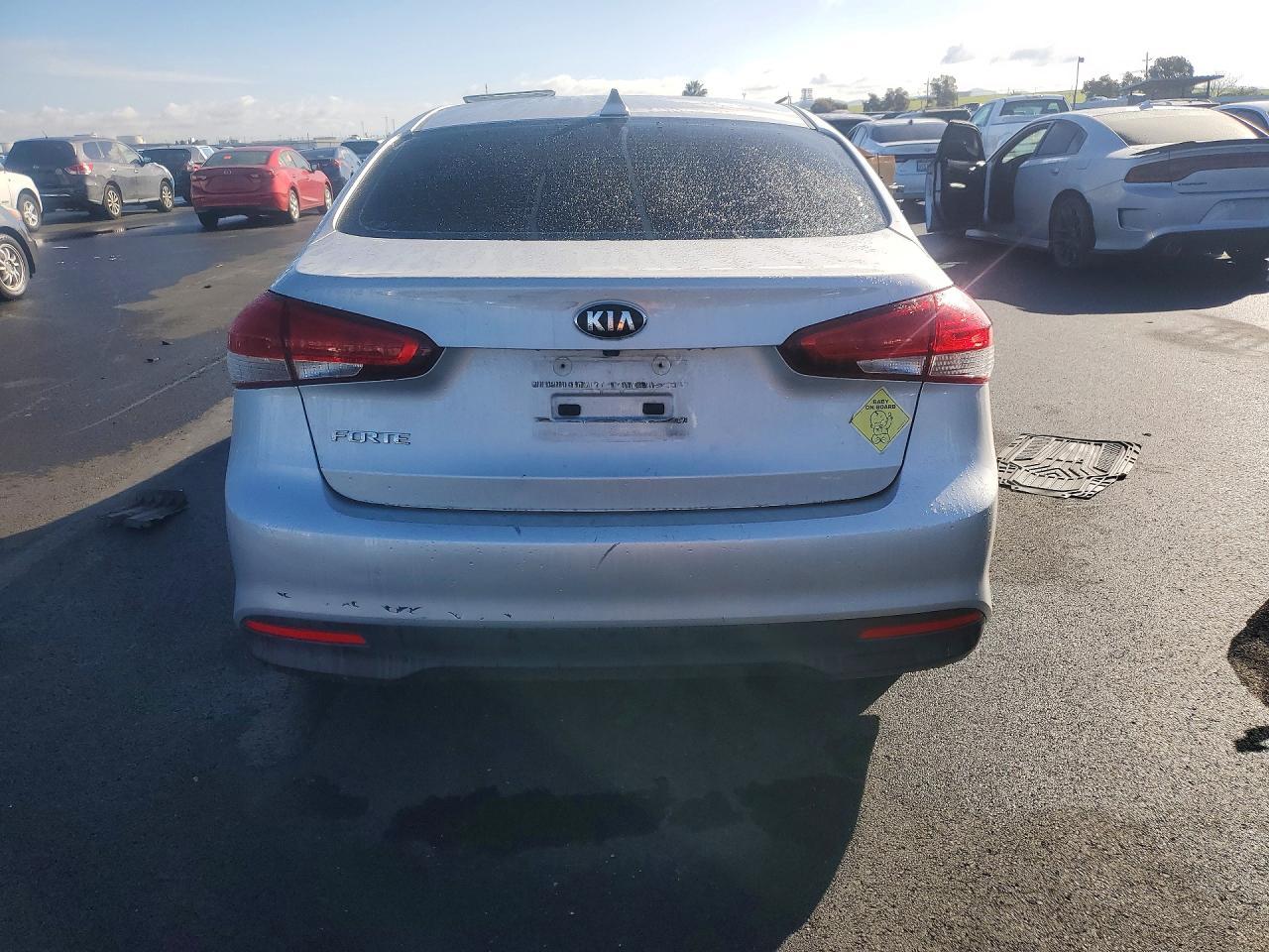 2018 KIA FORTE