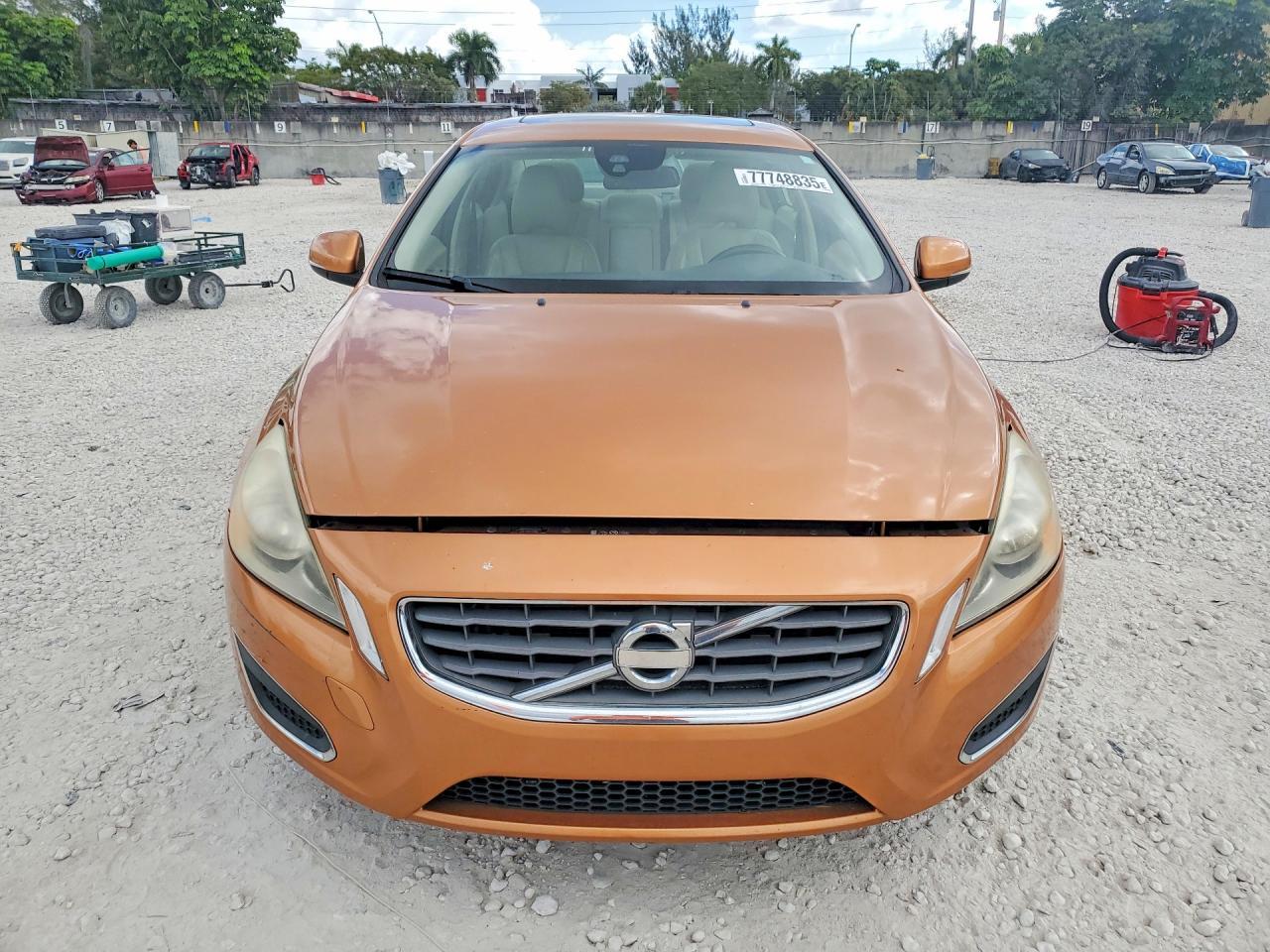 2012 VOLVO S60