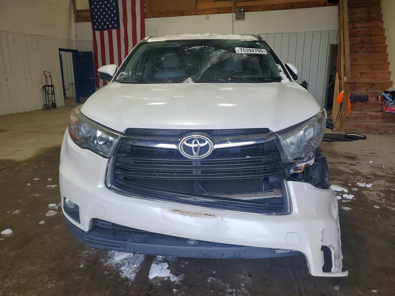 2015 TOYOTA HIGHLANDER