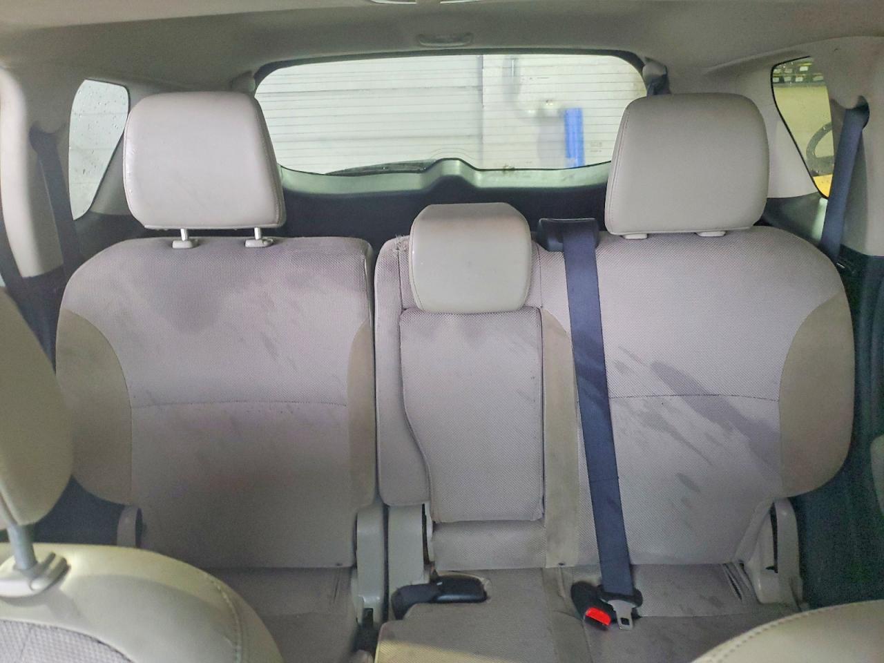 2013 MITSUBISHI outlander