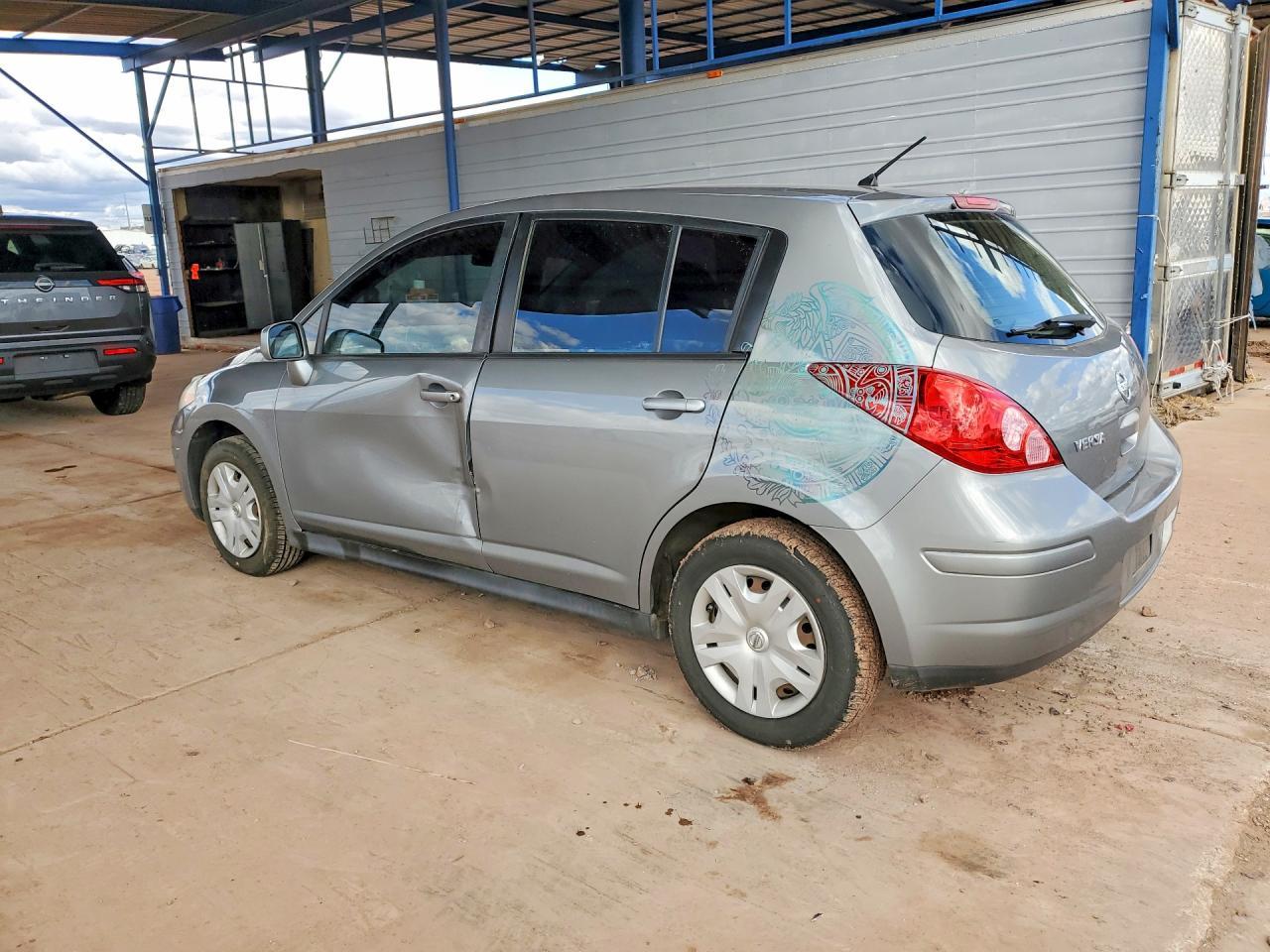2012 NISSAN VERSA