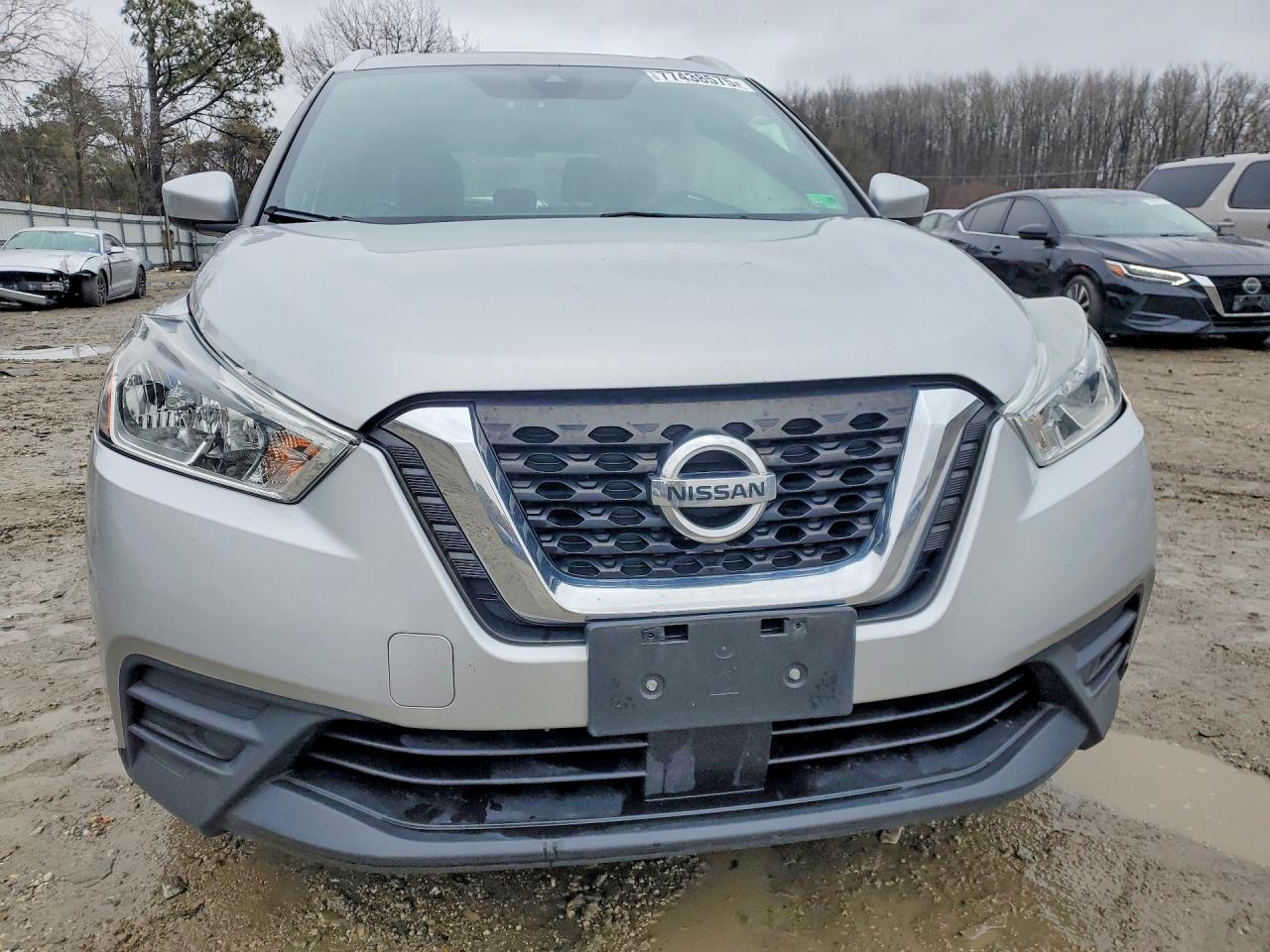 2020 NISSAN KICKS