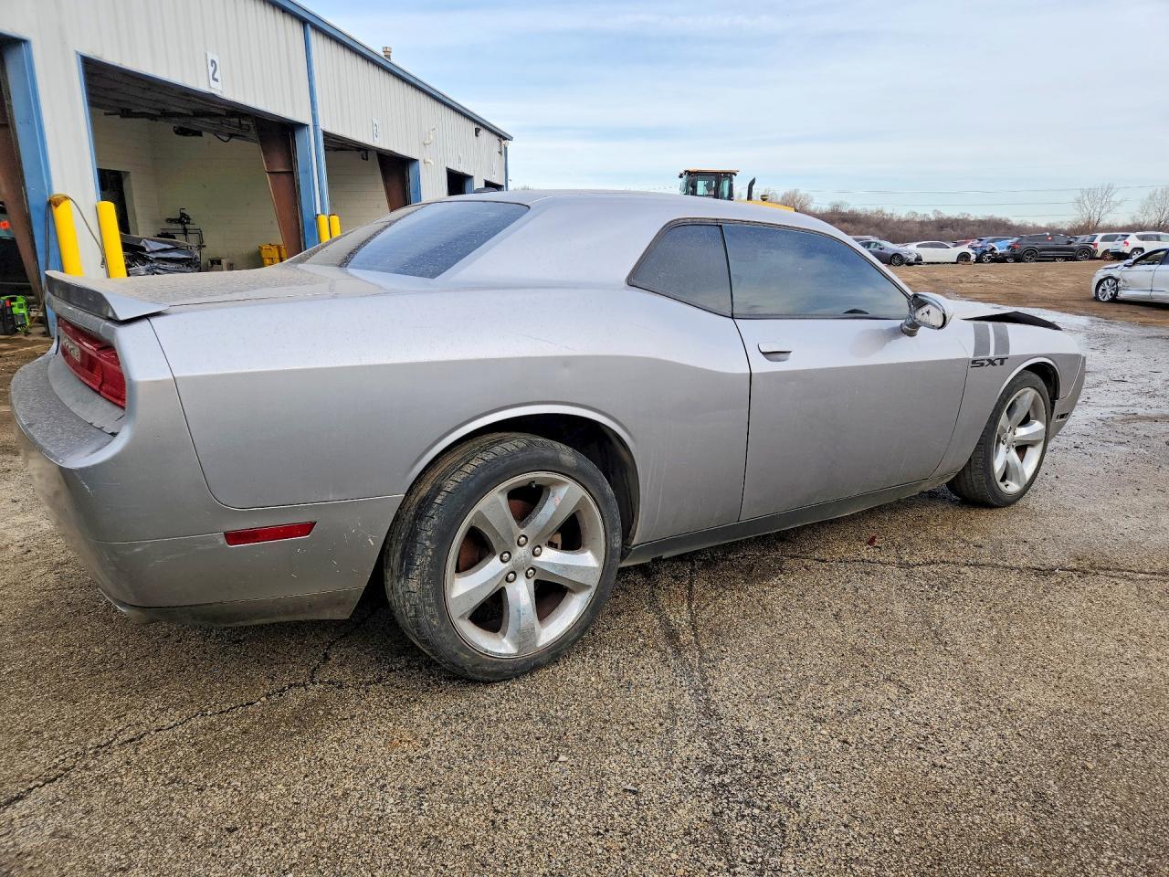 2013 DODGE Challenger